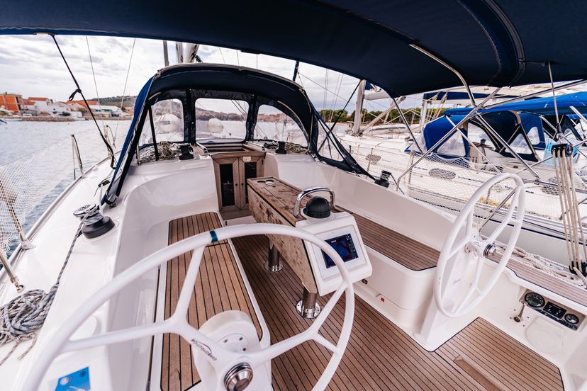 Bavaria Yachtbau 37 Flinx