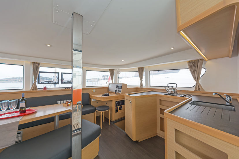 Lagoon 42 Breeze