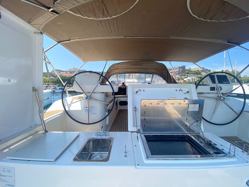 Dufour Yachts GRAND Moscow Mule 