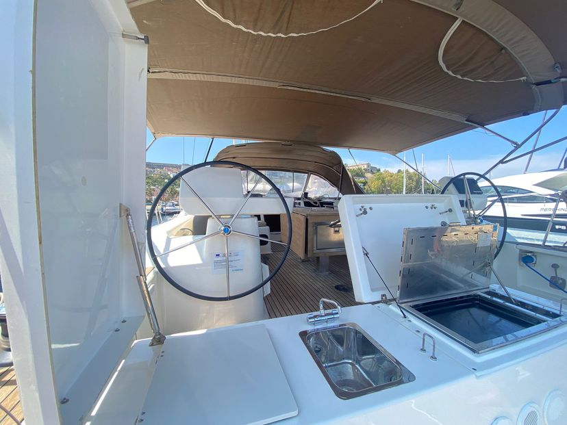 Dufour Yachts GRAND Moscow Mule 