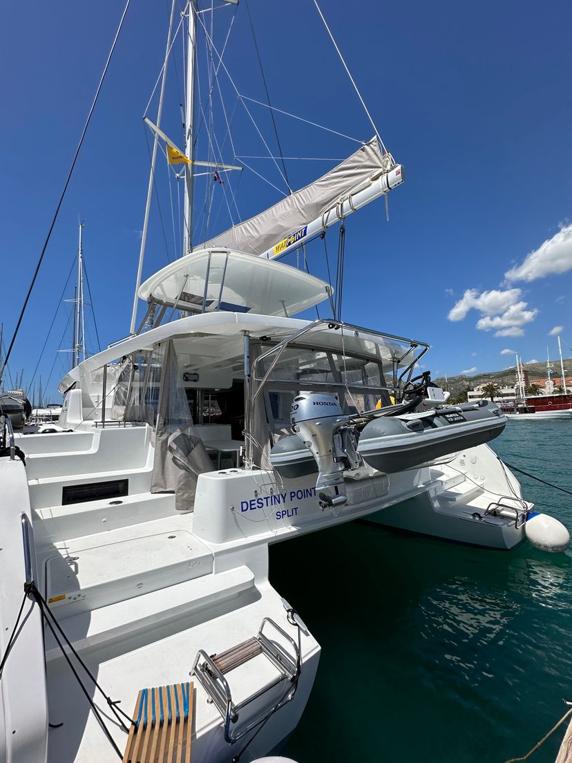Lagoon 46 DESTINY POINT