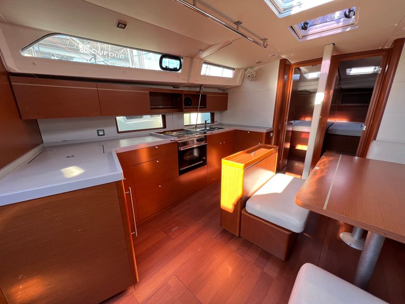 Beneteau OCEANIS 46.1 Ostria