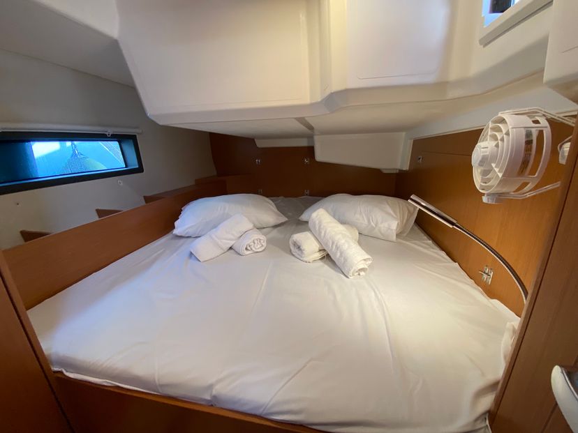 Bavaria Yachtbau C42 Aeolus