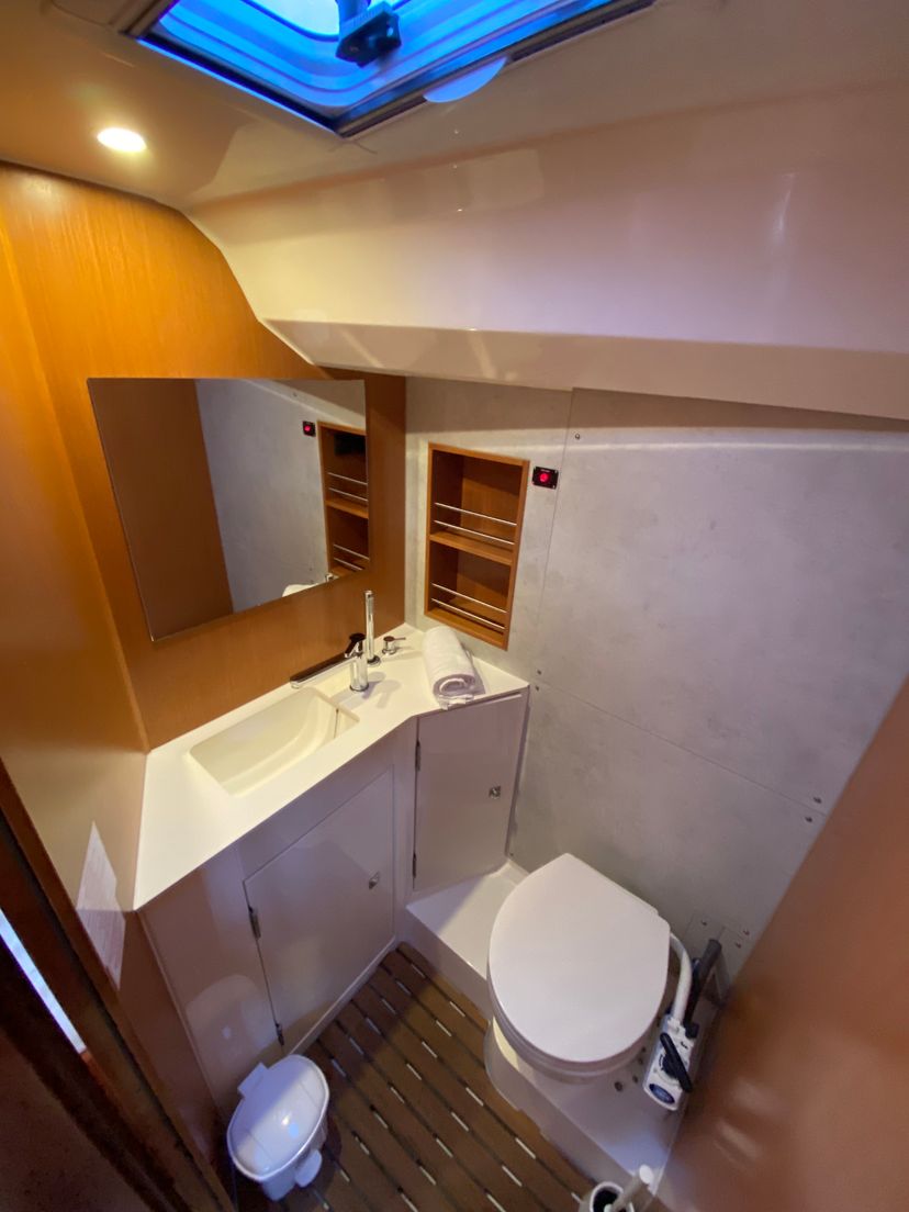 Bavaria Yachtbau C42 Aeolus