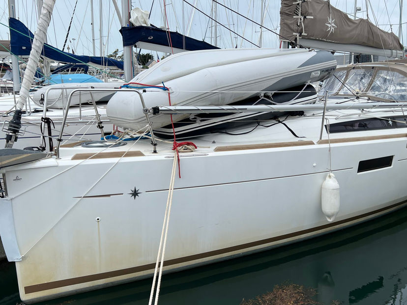 Jeanneau 49 Kashmir