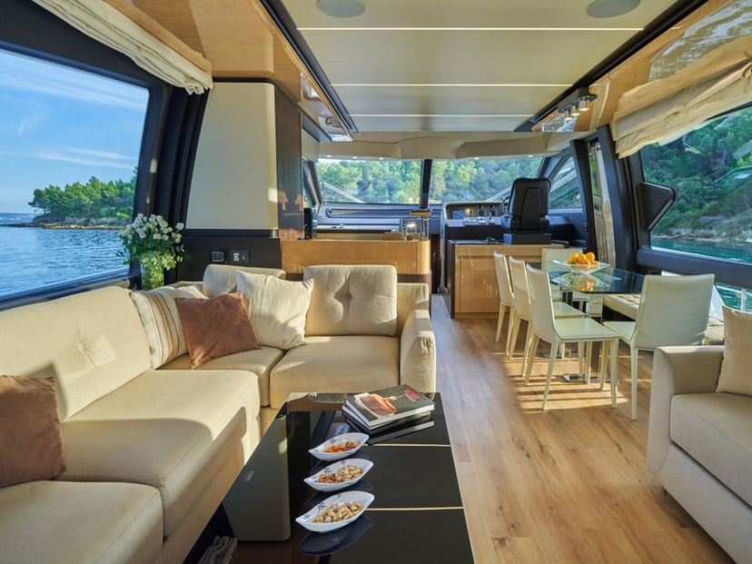 Azimut 72 Relax of Croatia
