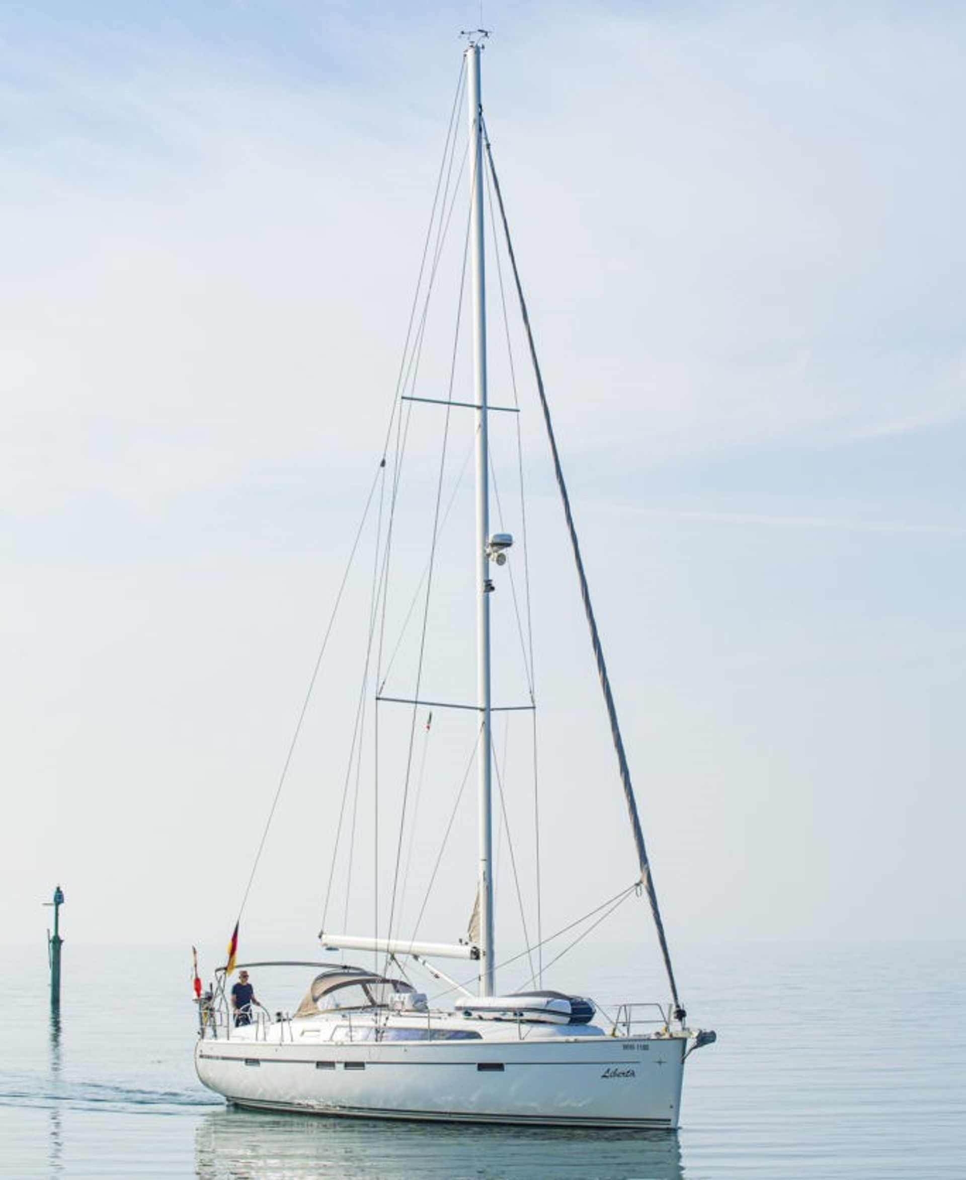 4502511156802979_Liberta_mare_prua_cut.jpg