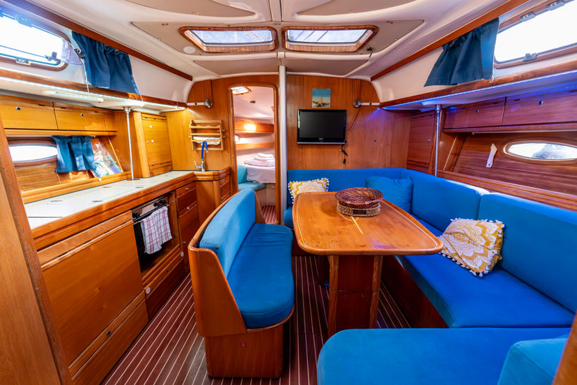 Bavaria Yachtbau 39 CRUISER Okeanos