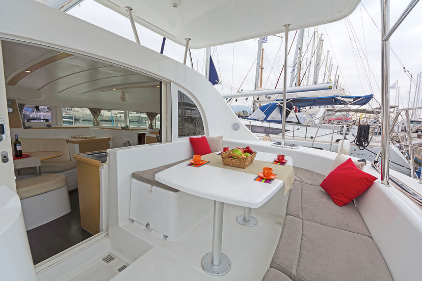 Lagoon 38 Cataki