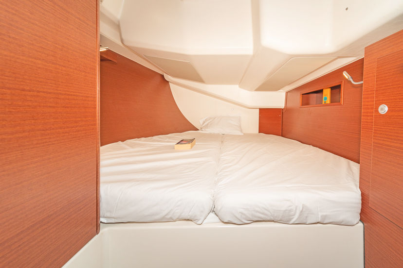 Hanse Yachts 45 C-YA