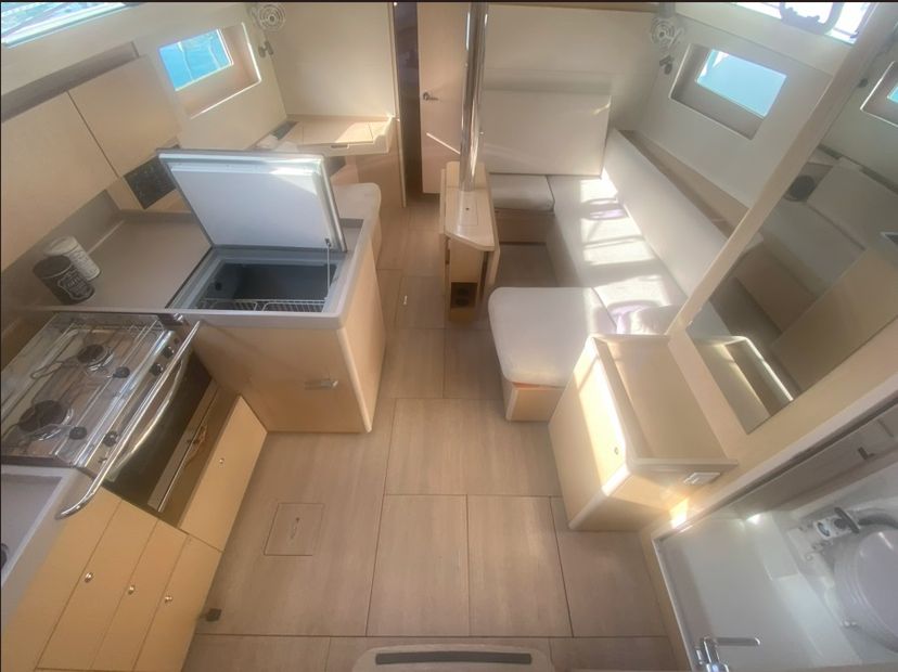 Beneteau OCEANIS 41.1 IOANNA 