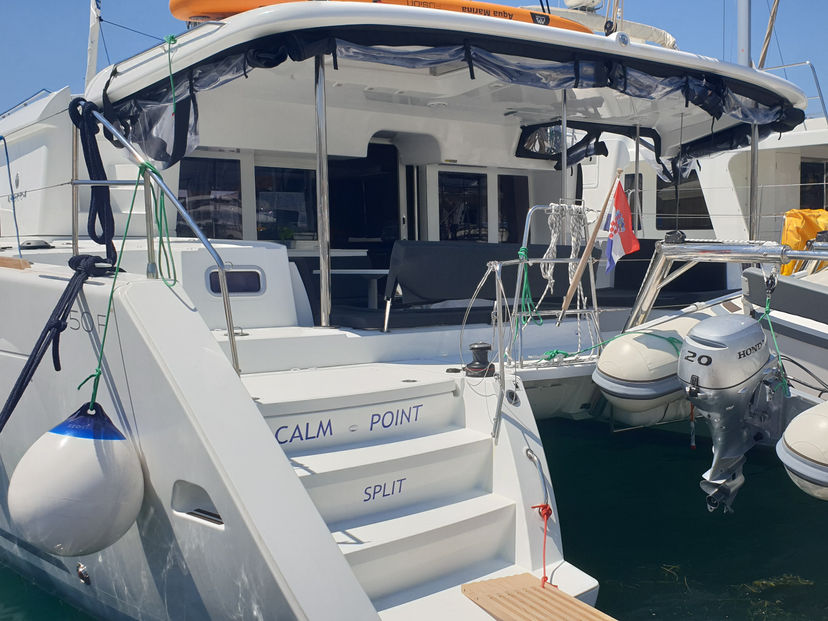 Lagoon 45 CALM POINT