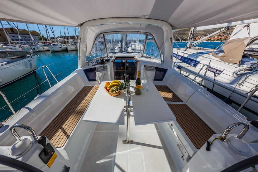 Beneteau 38 Obsession