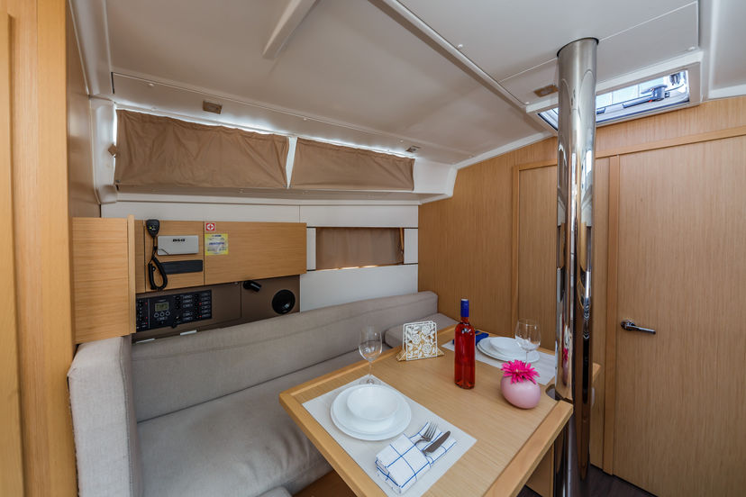 Beneteau 38 Obsession