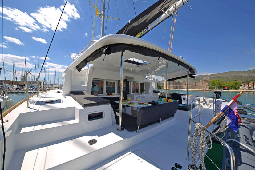 Lagoon 45 REGGAE POINT