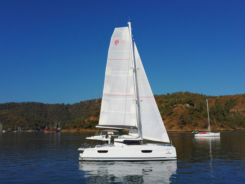 Fountaine Pajot 45 Lalom