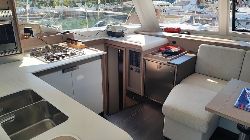 Fountaine Pajot 40 Blue Orion
