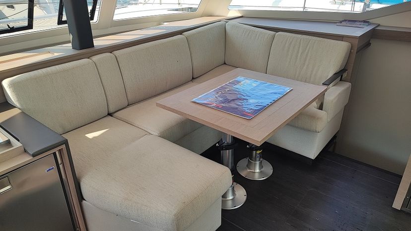 Fountaine Pajot 40 Blue Orion