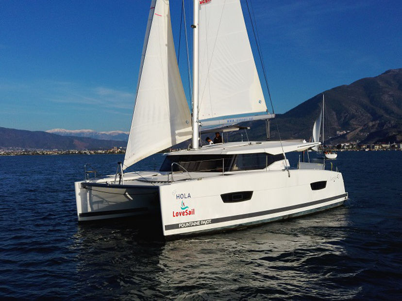 Fountaine Pajot 40 Hola
