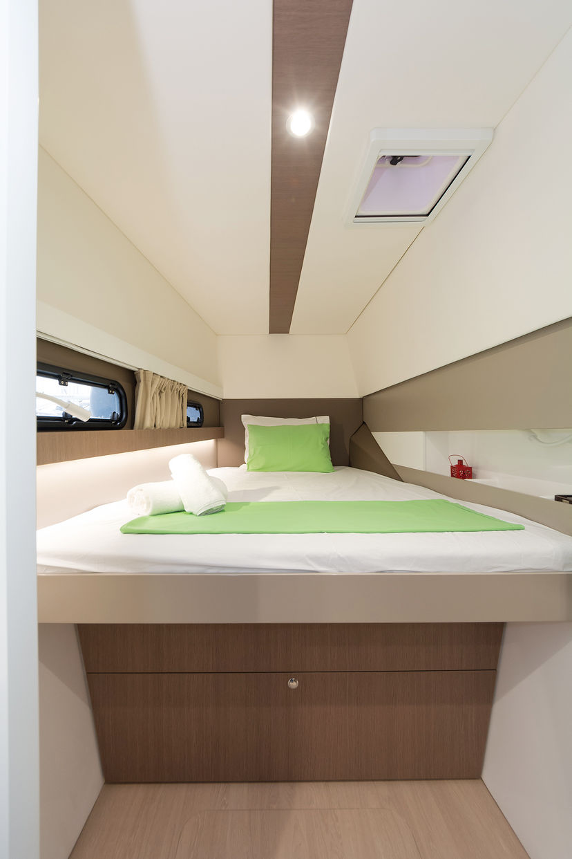 Bali Catamarans 4.1 Golden Waters