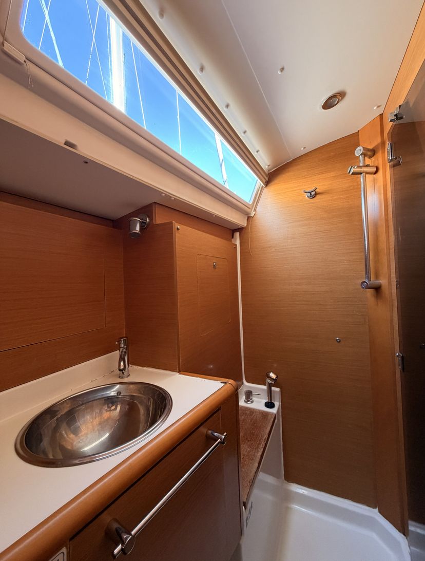 Jeanneau 43 Classic