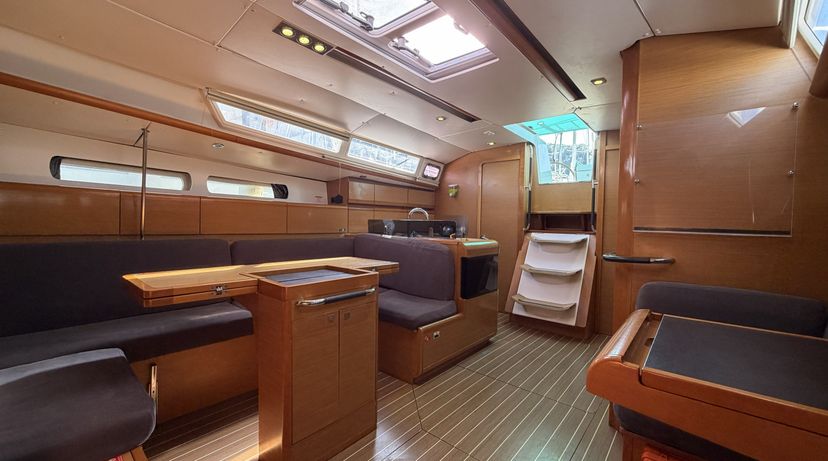Jeanneau 43 Classic