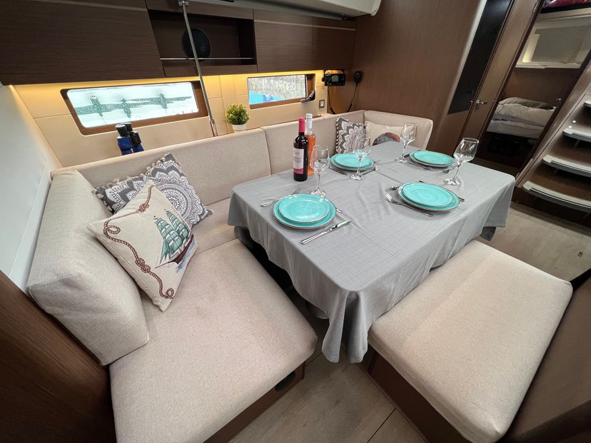 Beneteau OCEANIS 46.1 DREAM