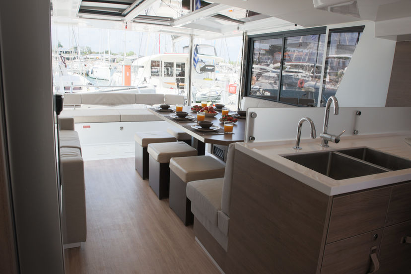 Bali Catamarans 4.6 ALINA II