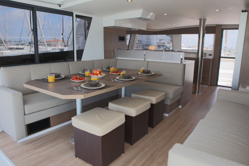 Bali Catamarans 4.6 ALINA II