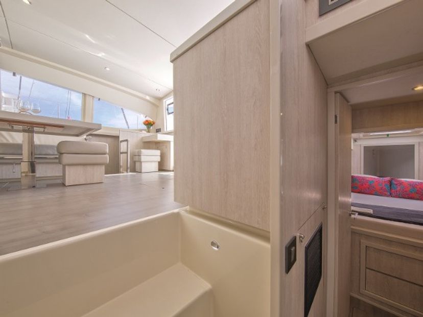 Leopard Catamarans 40 Sunsail 404 Classic