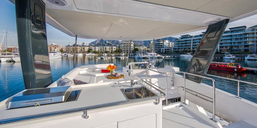 Leopard Catamarans 43 Moorings 433 PC Club