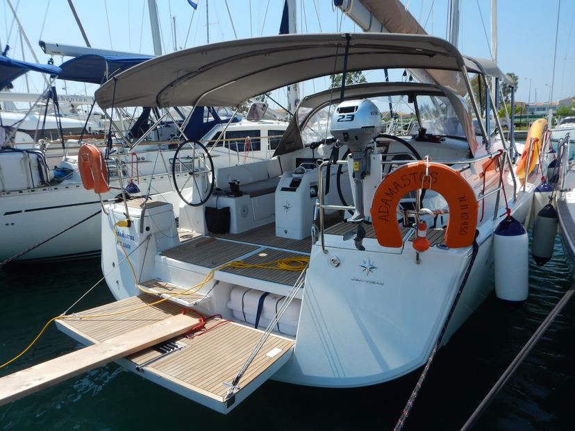 Jeanneau 49 Adamastos