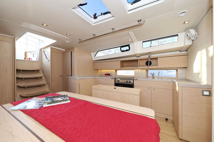 Beneteau OCEANIS 46.1 BUMBLEBEE