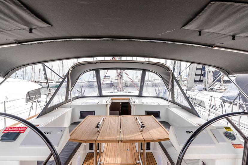 Bavaria Yachtbau 45 Midas