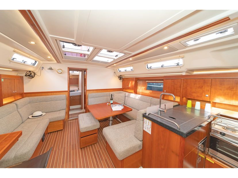 Hanse Yachts 45 Caitlin of Lorne