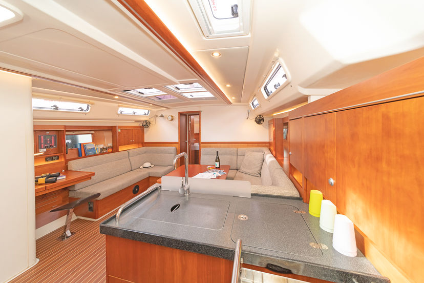 Hanse Yachts 45 Caitlin of Lorne