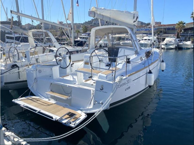 Beneteau Maximus