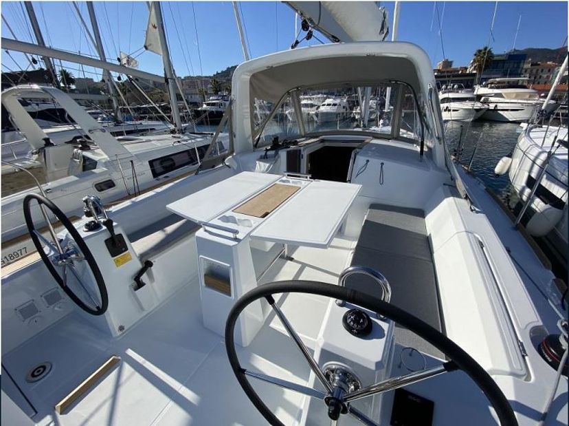 Beneteau Maximus