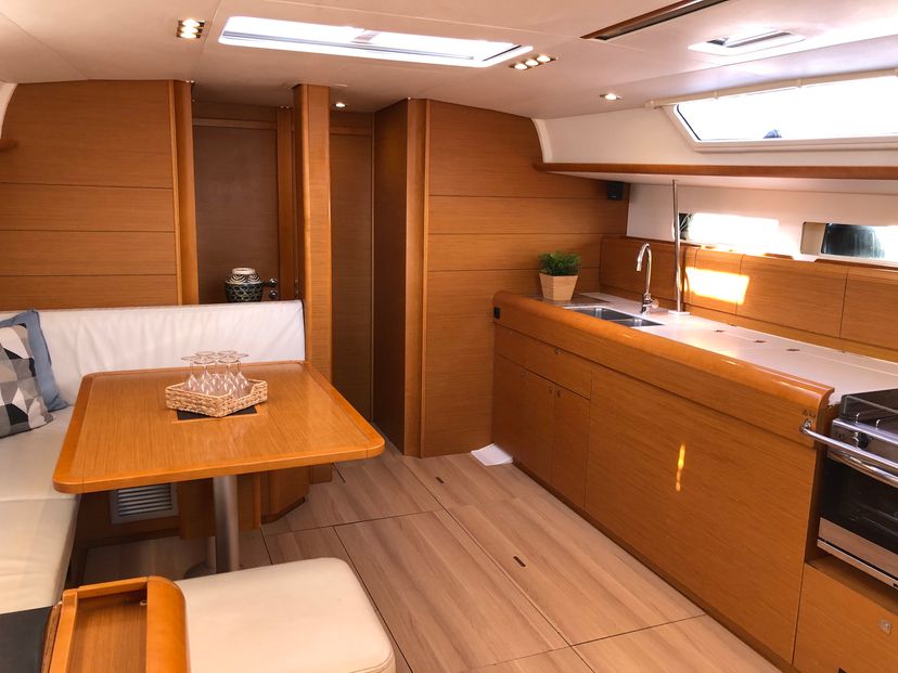 Jeanneau 47 Luna Rossa (Refit 2021)