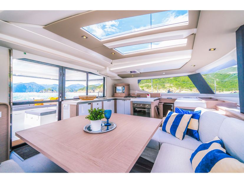 Fountaine Pajot 47 First Life