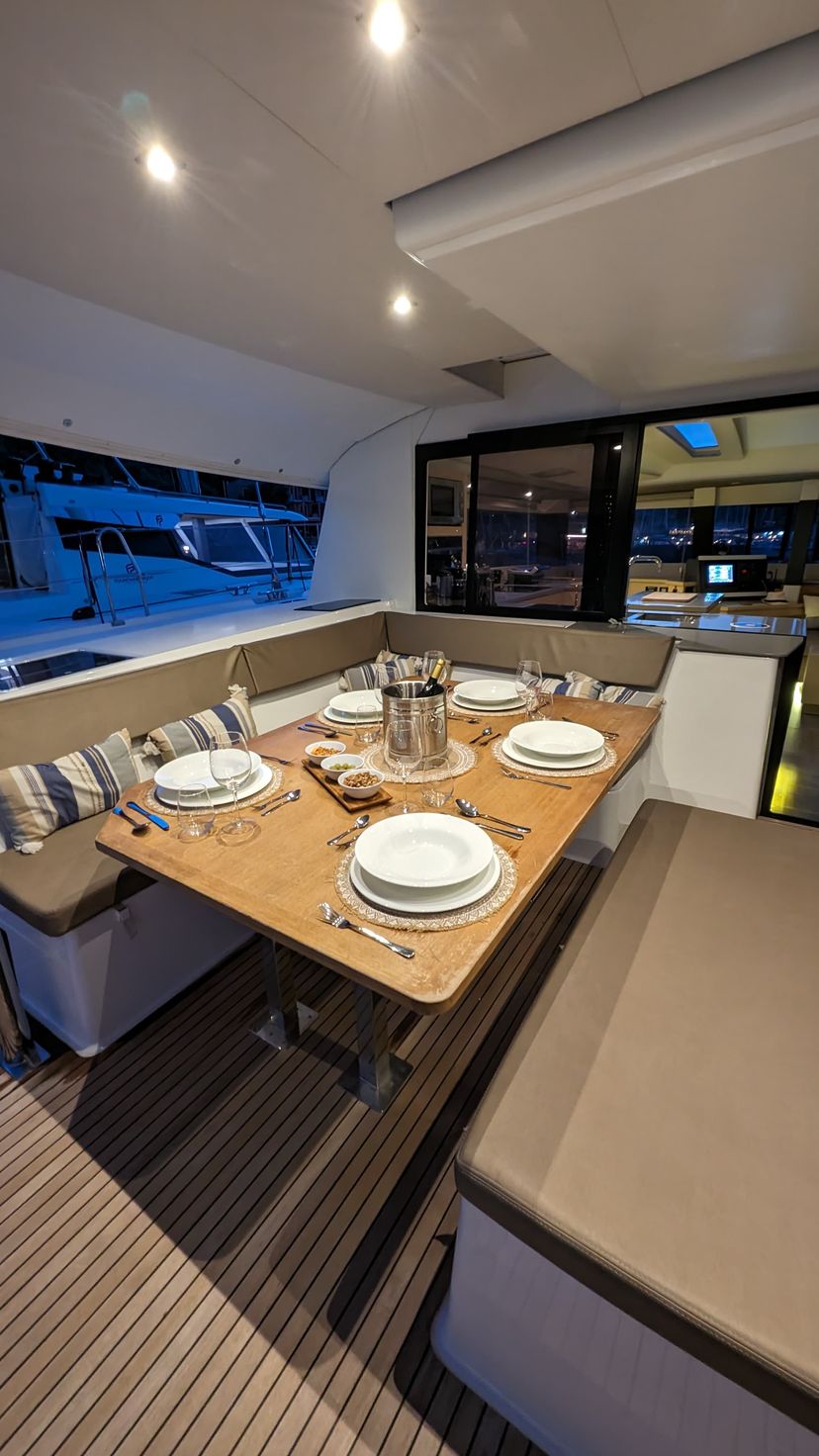 Fountaine Pajot 50 IZABELLA