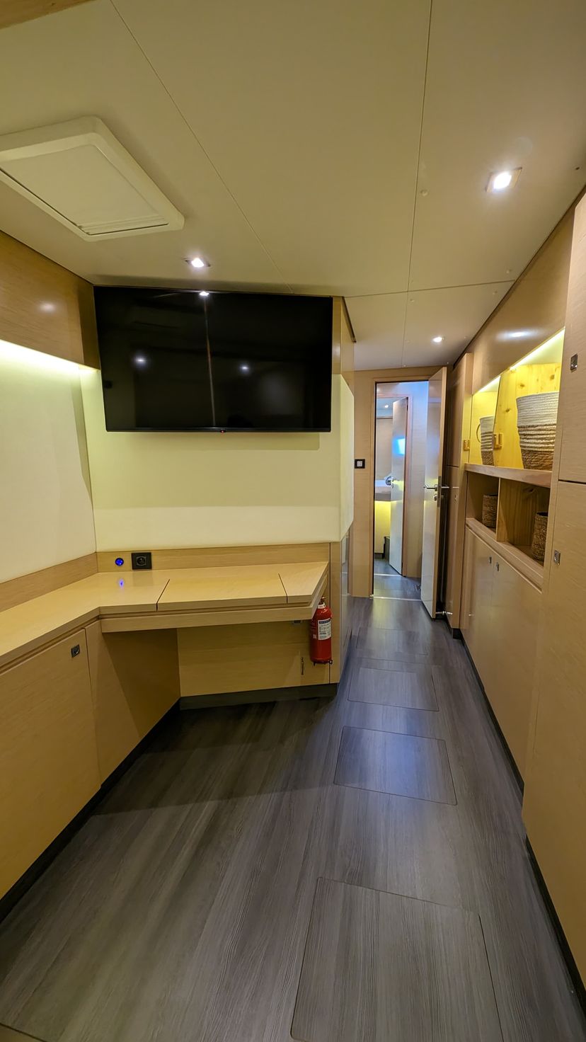 Fountaine Pajot 50 IZABELLA