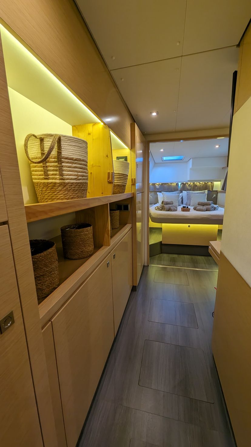 Fountaine Pajot 50 IZABELLA