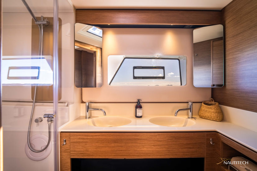 Catamarans Nautitech 48 Crush