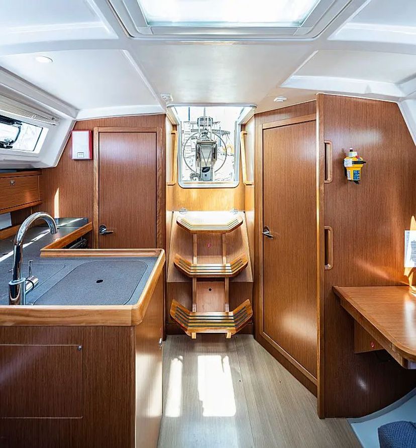 Bavaria Yachtbau 33 CRUISER BRIZO