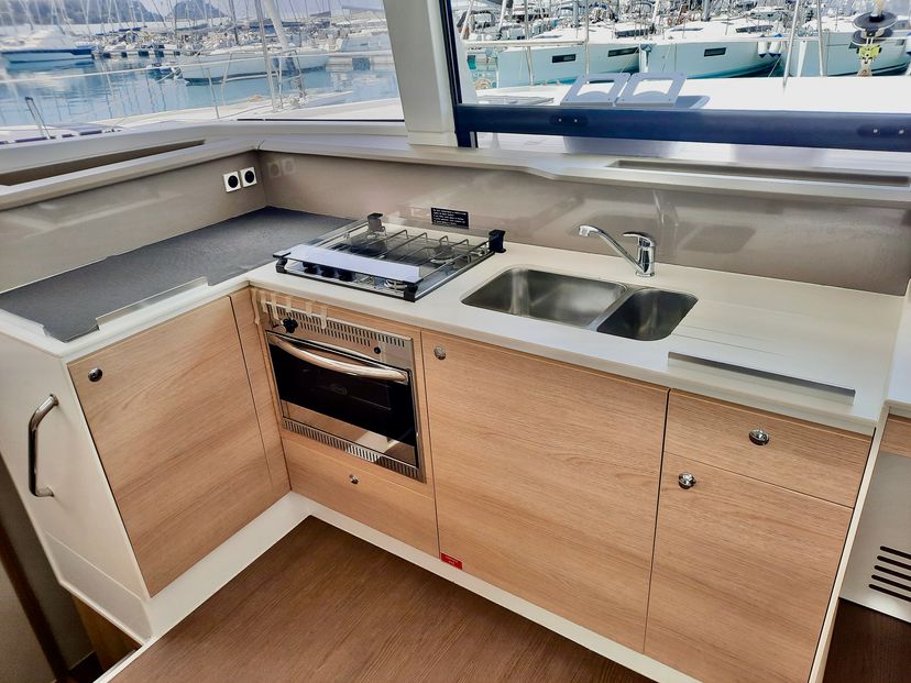 Bali Catamarans 4.1 Negroni