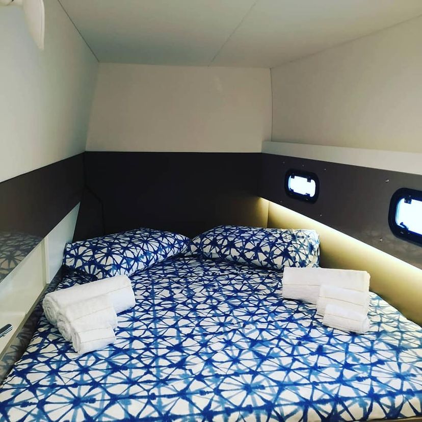 Bali Catamarans 4.1 Negroni