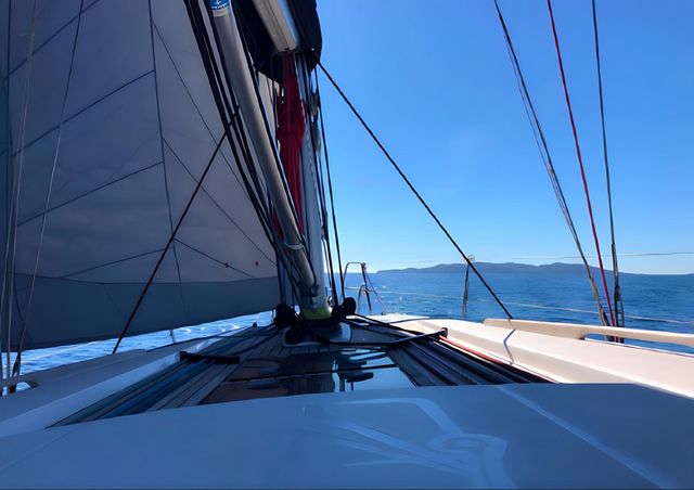 Dufour Yachts Avel Heol