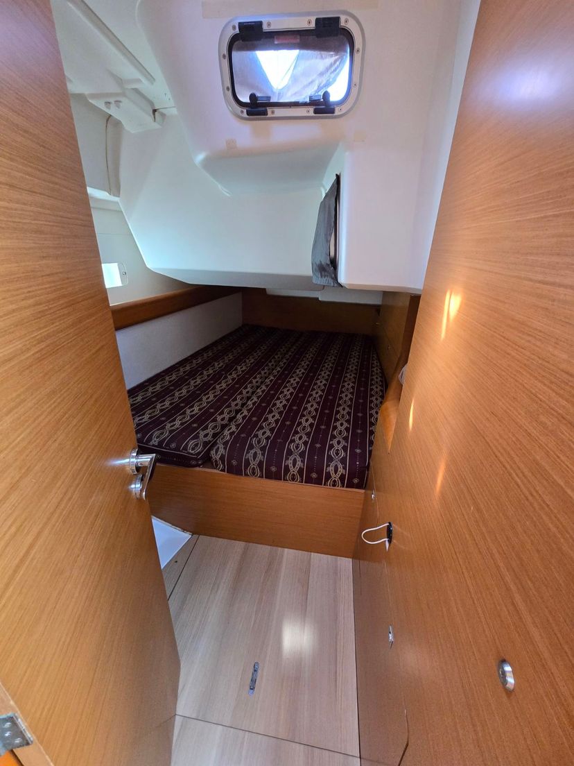 Jeanneau 46 ELECTRA