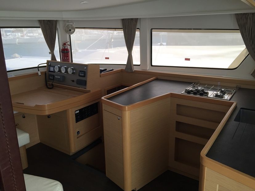 Lagoon 42 IRIS II